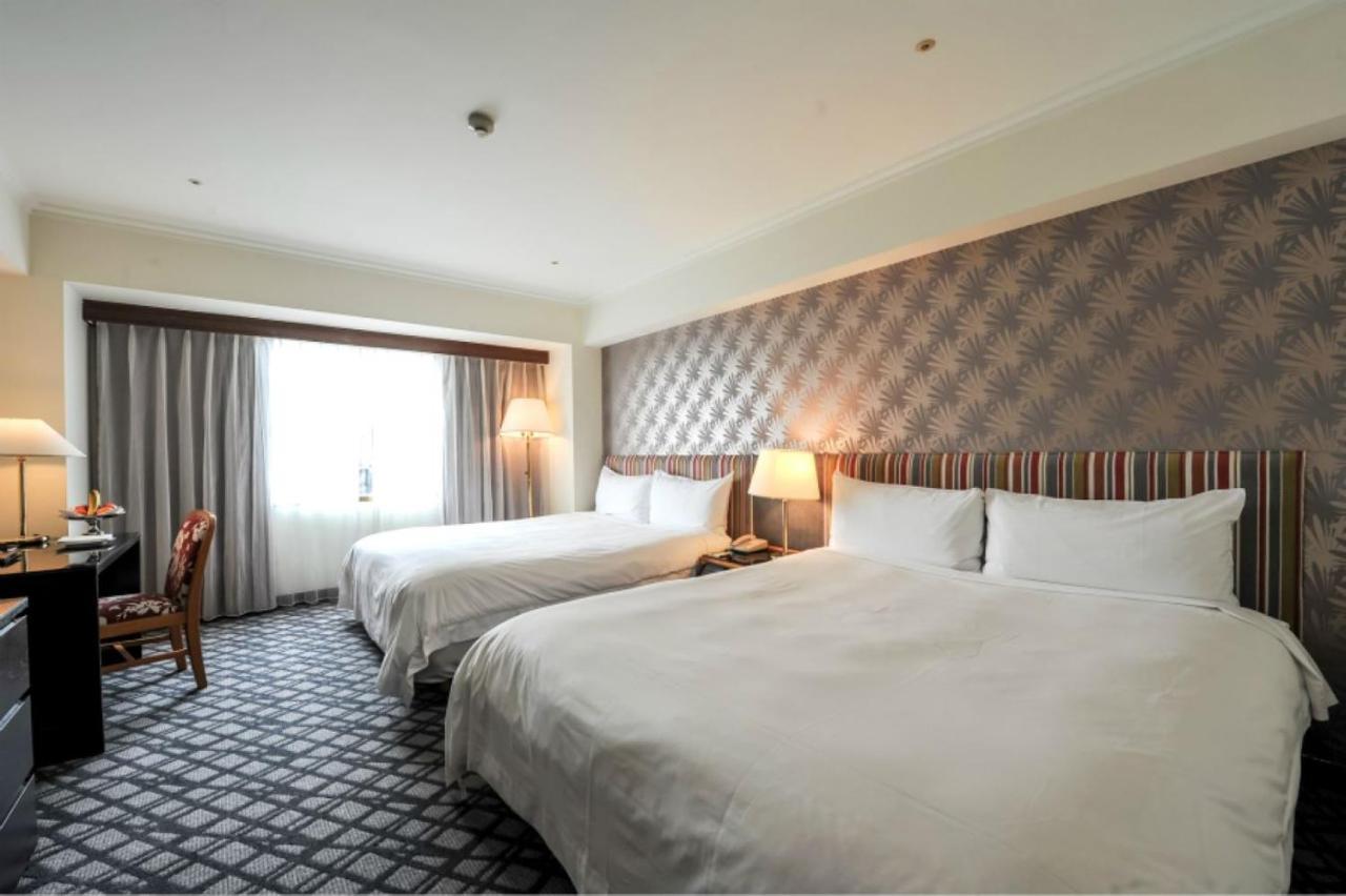 ฮาวาร์ด พลาซ่า โฮเต็ล Hotel เกาสง ภายนอก รูปภาพ