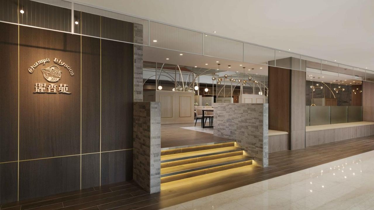 ฮาวาร์ด พลาซ่า โฮเต็ล Hotel เกาสง ภายนอก รูปภาพ The entrance of the club