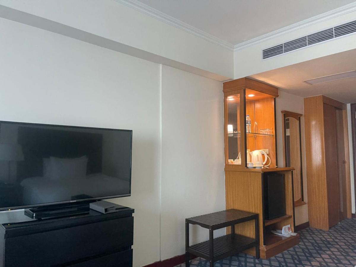 ฮาวาร์ด พลาซ่า โฮเต็ล Hotel เกาสง ภายนอก รูปภาพ