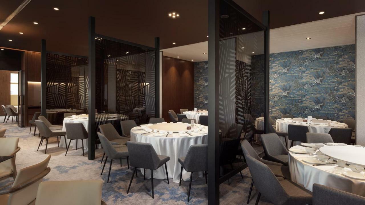 ฮาวาร์ด พลาซ่า โฮเต็ล Hotel เกาสง ภายนอก รูปภาพ Restaurant "La Table d'Augusto"